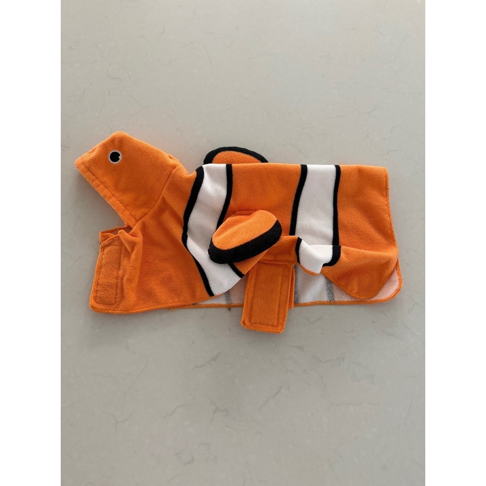 Top Paw Clownfish Hooded Dog Towel Orange White Stripe S/M 5336630